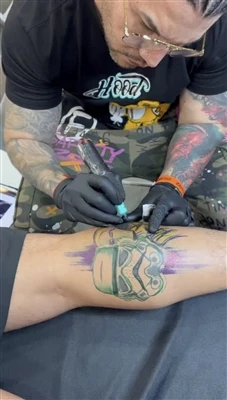 Menutup tatu